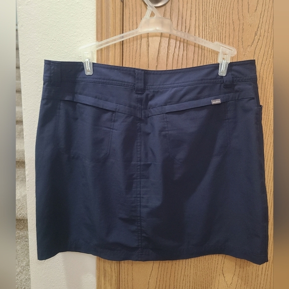 Eddie Bauer Adventurer 2.0 Navy Athleisure Gorpcore Outdoor Skort - Picture 3 of 5
